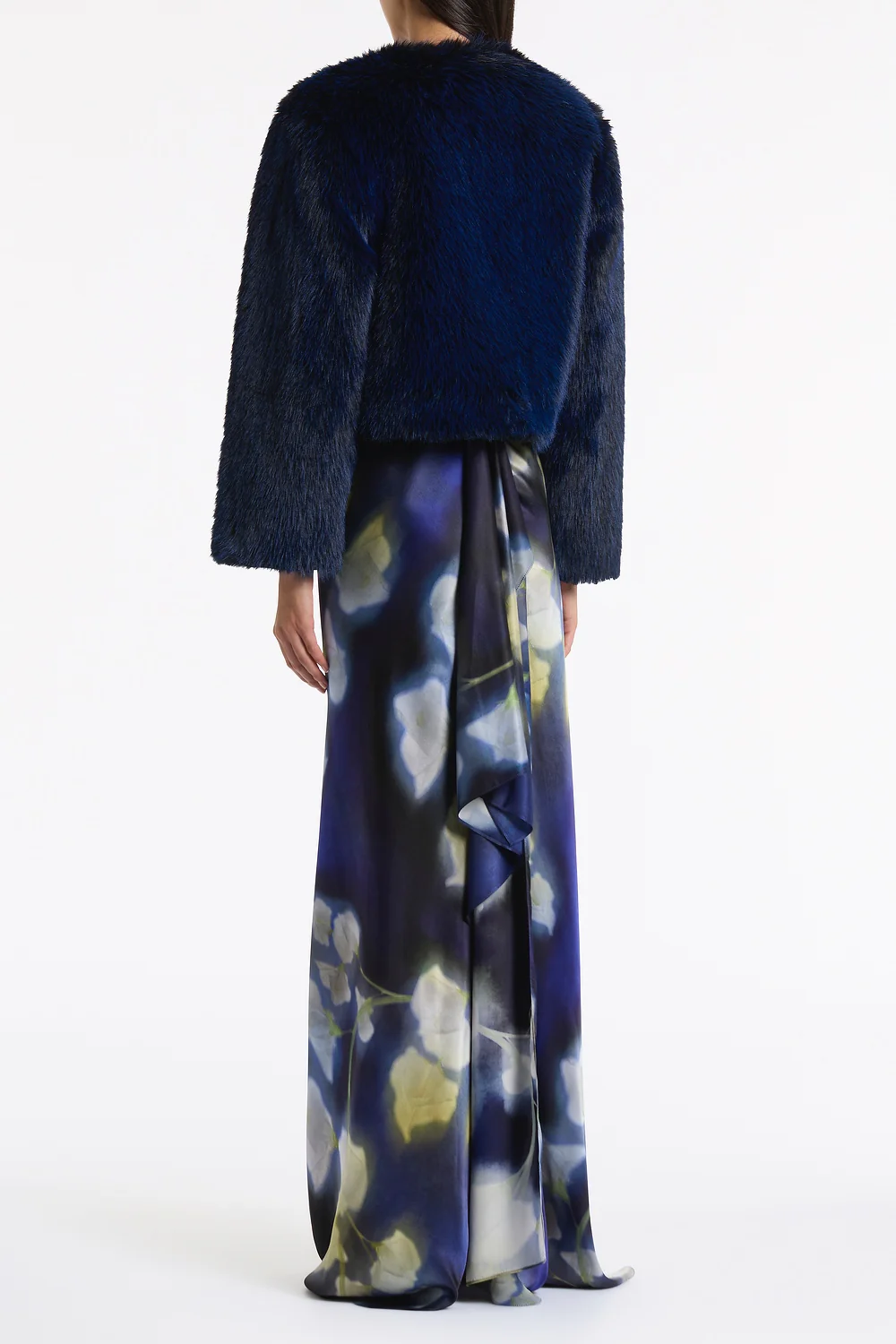 BRIGHT NAVY TIPPED FUR SHORT JACKET - Image 3