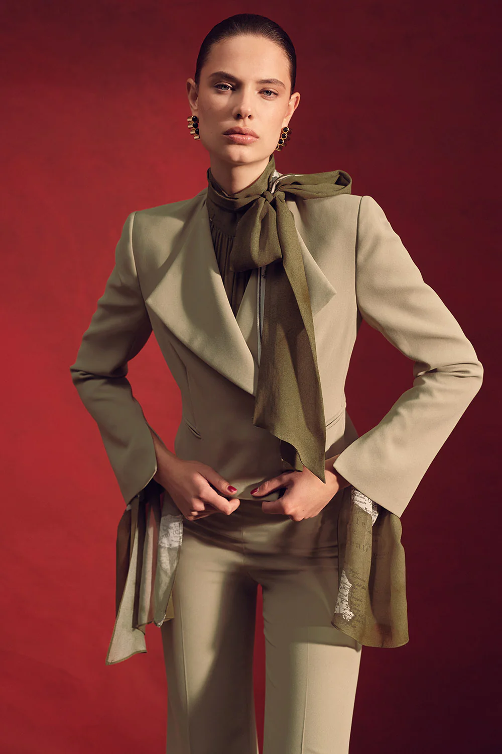 KELP CREPE CROPPED JACKET - Image 4