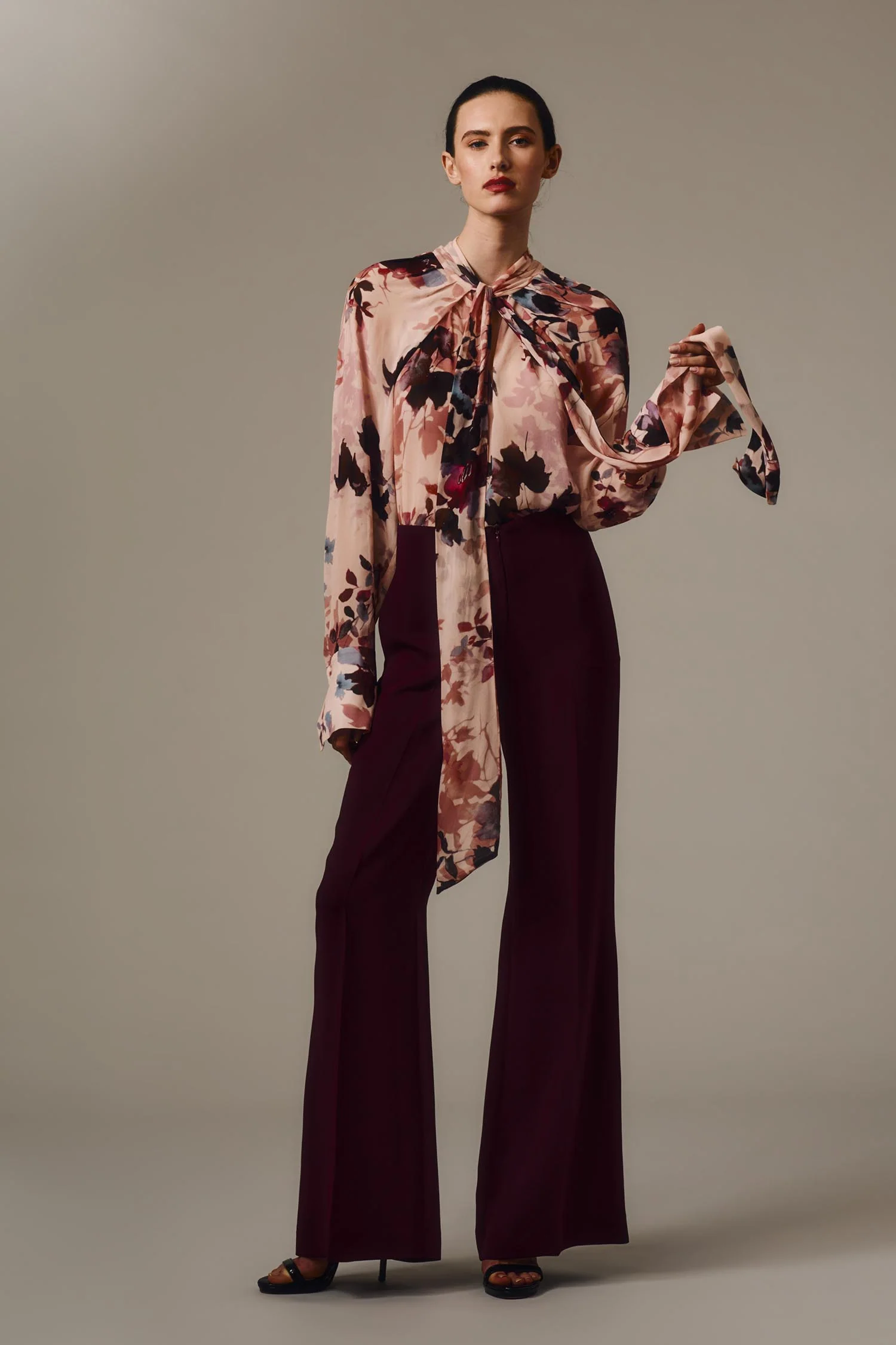 MERLOT CREPE CLASSIC FLARED PANT - Image 7